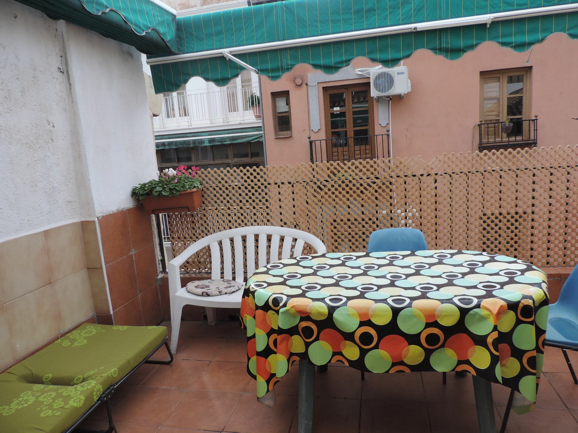 Hostel El Cascabel Granada Dış mekan fotoğraf